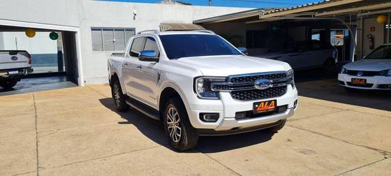 FORD RANGER 3.0 V6 TURBO DIESEL CD LIMITED 4X4 AUTOMÁTICO FORD RANGER 3.0 V6 TURBO DIESEL CD LIMITED 4X4 AUTOMÁTICO